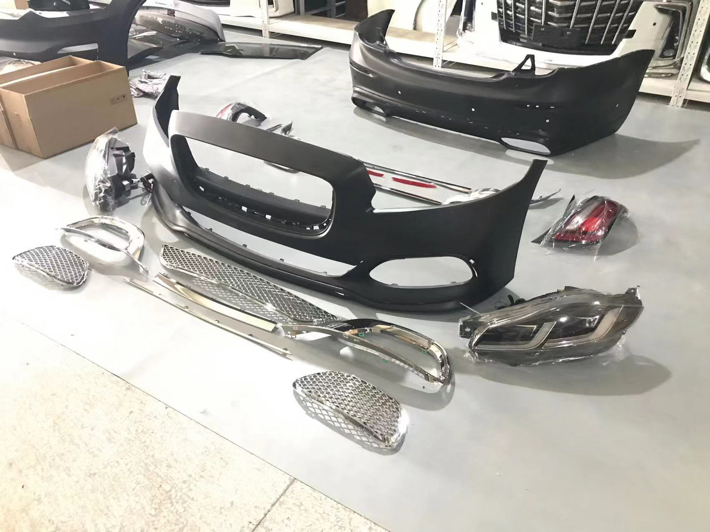 Jaguar XJ Body Kit 351 2010-2019 Includes Headlamps and Tail Lights