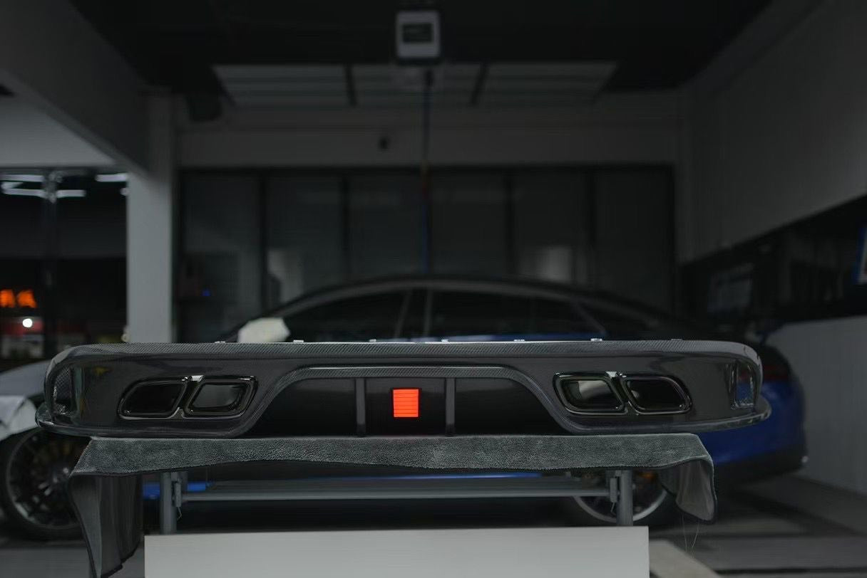 Jaguar XF Diffuser Carbon Fibre 2021-2024