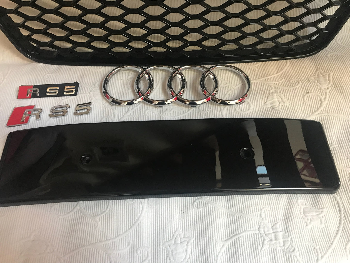 Audi A5 S5 RS5 Black Grille Black Frame Chrome Rings 2013 2014 2015